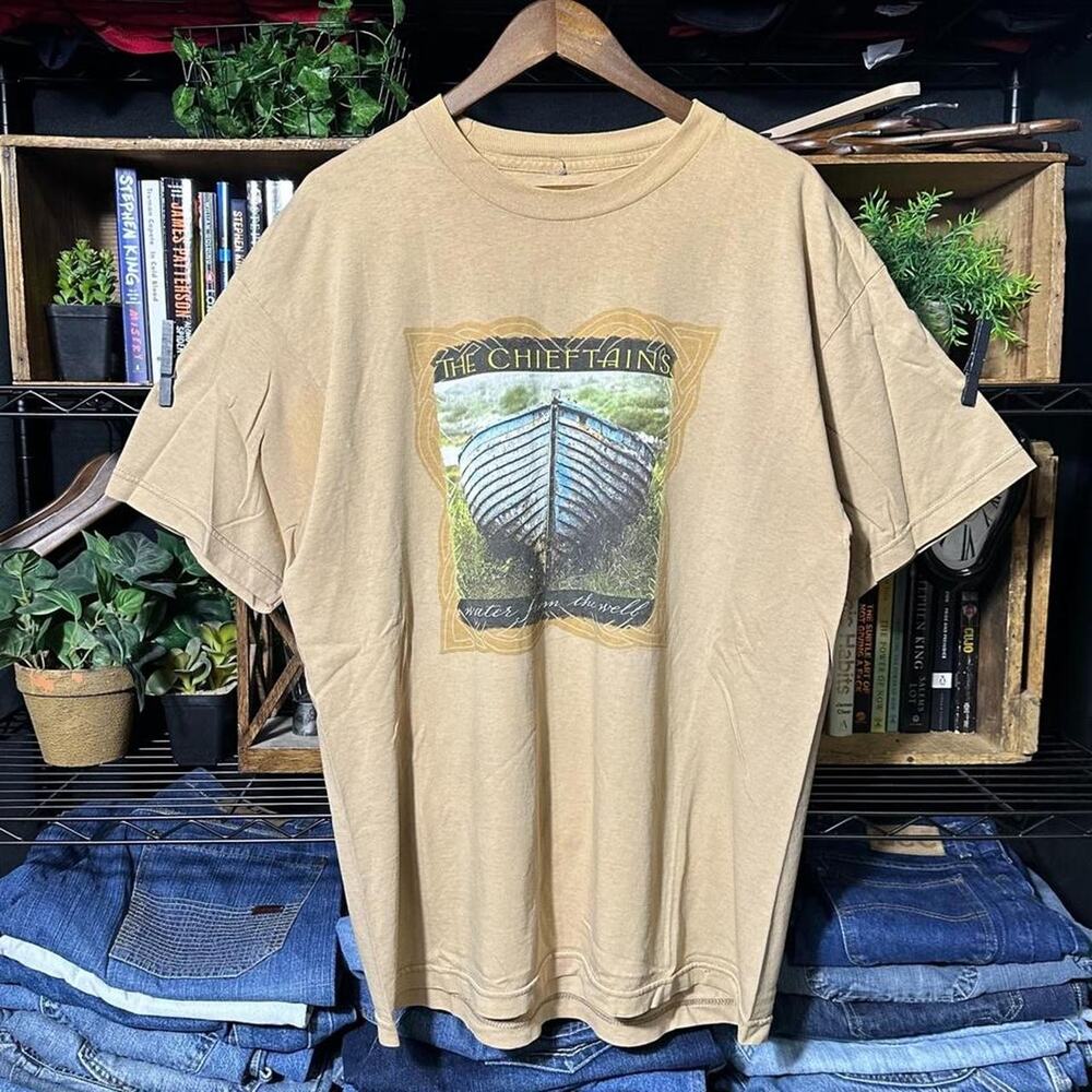 Vintage Y2K 2002 The Chieftains Band Tour Tee Tan Concert Shirt Mens XL